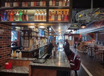 kentucky/outer-bluegrass/restaurant/guy-fieri-s-smokehouse