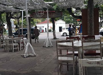 mozambique/inhambane/restaurant/buena-vista