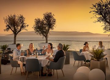 croatia/makarska/restaurant/the-above-rooftop-restaurant-bar