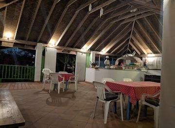antigua-and-barbuda/falmouth/restaurant/famous-mauro-pizza-evening-french-bakery-morning
