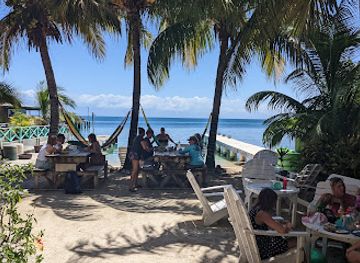 honduras/utila/restaurant/eva-s-cafe-and-bar
