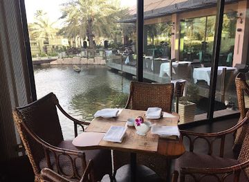 bahrain/tree-of-life/restaurant/trader-vic-s