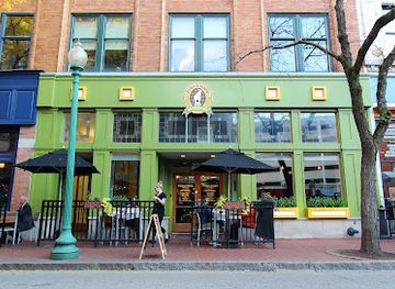 west-virginia/spruce-knob/restaurant/pies-pints-charleston-wv