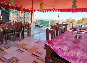 india/jaisalmer/restaurant/restaurant-romany-jaisalmer