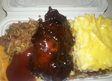 guyana/kamarang/restaurant/sargee-s-chill-spot-restaurant-and-bar