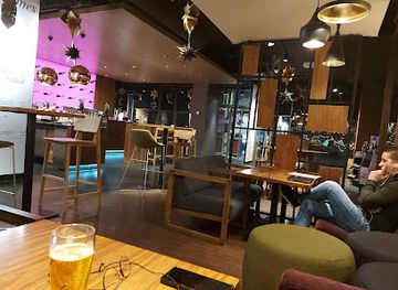 poland/greater-poland/restaurant/winestone