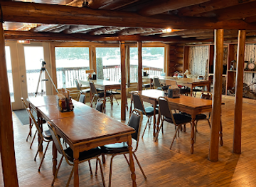 Arrowhead Restaurant and Bar