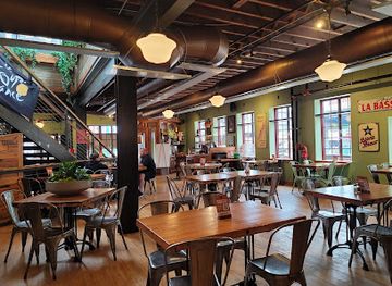 wisconsin/milwaukee/third-ward/restaurant/cafe-benelux