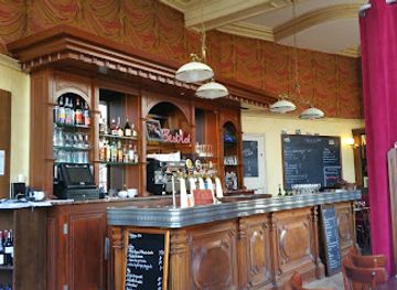 france/picardy/restaurant/la-coupole