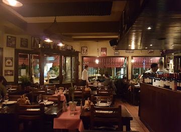 argentina/mar-del-plata/los-troncos/restaurant/los-toldos-viejos