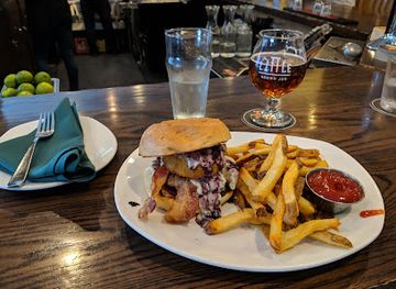 canada/winnipeg/restaurant/the-grove-pub-restaurant