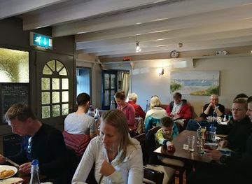 ireland/the-skelligs/restaurant/fisherman-s-bar-skellig-restaurant-portmagee