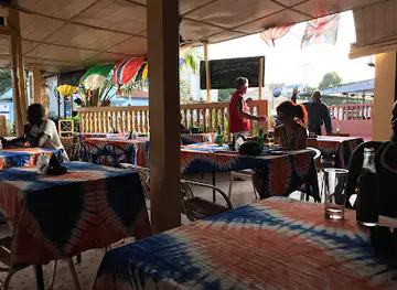 Friends Bar & Restaurant