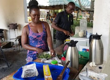 uganda/entebbe/restaurant/new-african-village-bar-and-restaurant