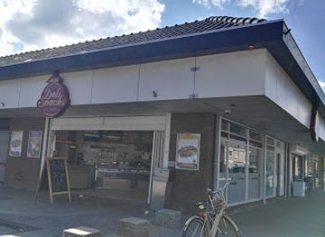 netherlands/volendam/restaurant/de-witte-delisnacks-volendam