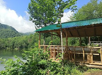 georgia/racha-lechkhumi-and-kvemo-svaneti/restaurant/green-lake
