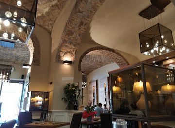 vatican-city/vatican-grottoes/restaurant/osteria-delle-commari