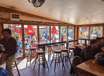 colorado/vail/restaurant/red-lion