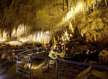 south-dakota/jewel-cave-national-monument/restaurant/jewel-cave-national-monument