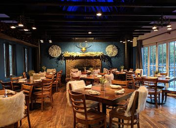 vermont/stowe-mountain-resort/restaurant/salute