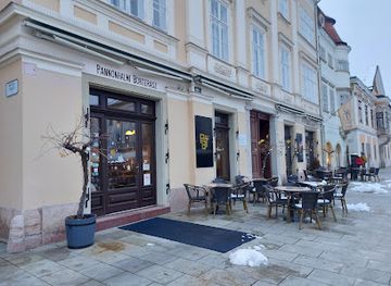 hungary/gyor/restaurant/pannonhalmi-borterasz-es-borbar
