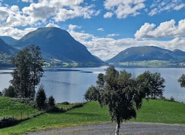 norway/sogn-og-fjordane/restaurant/fjord-hotel