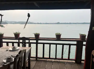 Done Khong Restaurant