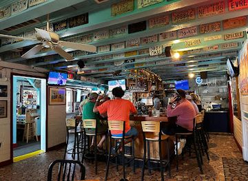 north-carolina/inner-banks/restaurant/tortugas-lie