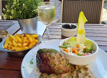 belgium/ghent/korenmarkt/restaurant/downstairs