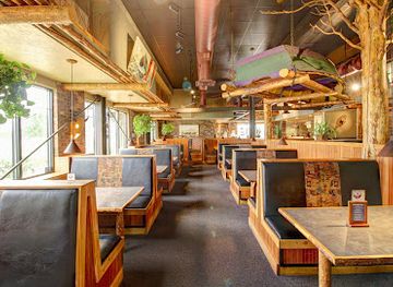 montana/great-falls/restaurant/mackenzie-river-pizza-co