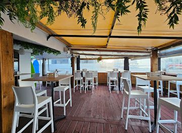 new-zealand/paihia/restaurant/the-blue-door-paihia