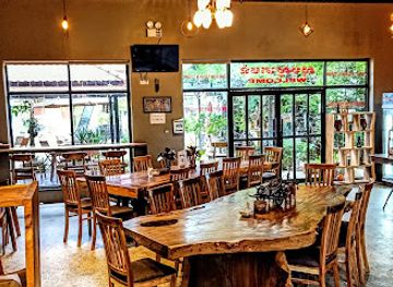 cambodia/kampong-speu/restaurant/lotus-coffee