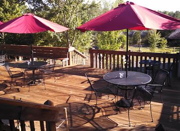 south-carolina/lake-jocassee/restaurant/beyond-the-bull