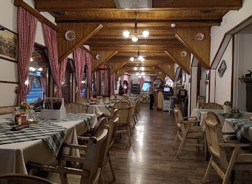 romania/mures/restaurant/restaurant-pensiune-lyra-mancare-traditionala-preparate-bbq-livrare-mures-restaurant-mures