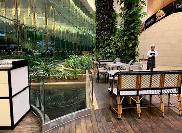 kuwait/green-island/restaurant/lenotre-paris