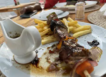 Santorini Restaurante & Bar