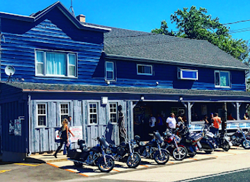 wisconsin/blue-hills/restaurant/joe-mama-s-bar-grill