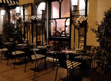 spain/barcelona/restaurant/mont-bar