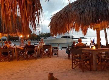 curacao/playa-cas-abou/restaurant/hemingway