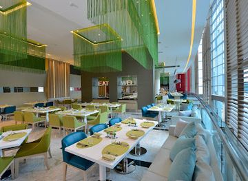 bahrain/bahrain-international-circuit/restaurant/flavours-on-2