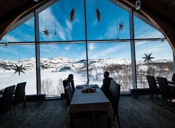 norway/finnmark/restaurant/snowhotel-kirkenes-restaurant