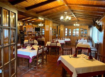 spain/sierra-nevada/restaurant/restaurante-los-jamones-sierra-nevada