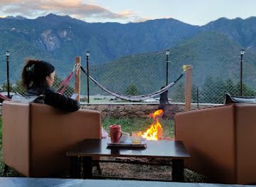 bhutan/paro/restaurant/biker-s-lounge