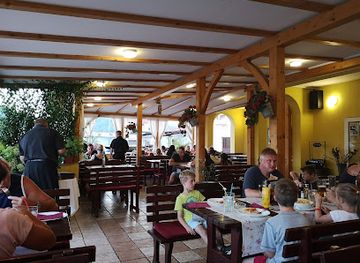 croatia/kvarner/restaurant/stella