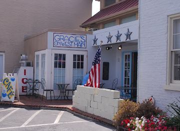 Gracie's On West Main