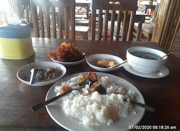 myanmar-burma/upper-myanmar/restaurant/thant-myanmar-buffet