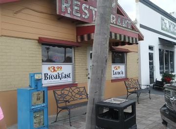 florida/lake-okeechobee/restaurant/gladys-restaurant