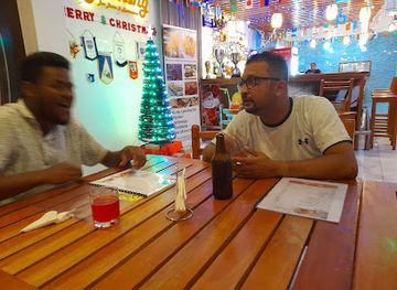 fiji/savusavu/restaurant/super-corner-store