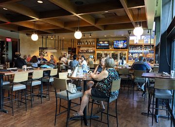 florida/tampa-bay-area/restaurant/cooper-s-hawk-winery-restaurant-tampa