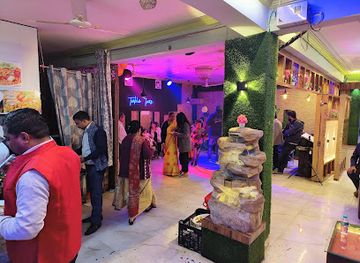 india/kanpur/saket-nagar/restaurant/table-talk-restaurant